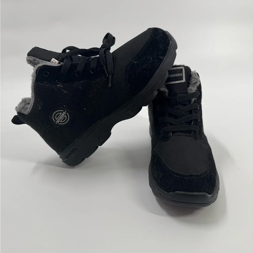 Outdoors Winter Boots Black Size 10 NWOT